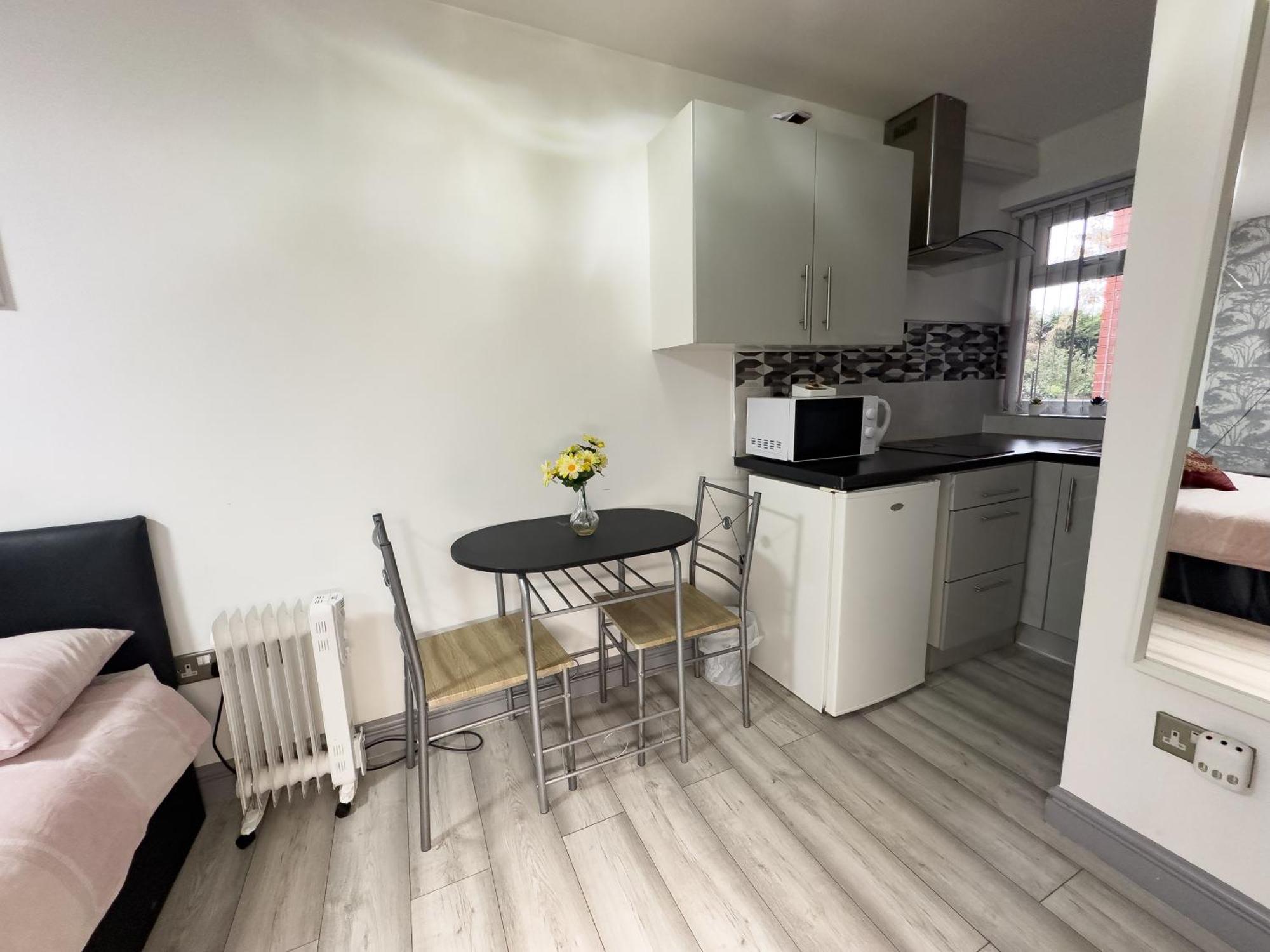Hills View Apartments แมนเชสเตอร์ ภายนอก รูปภาพ